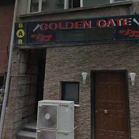 Luxury アパート